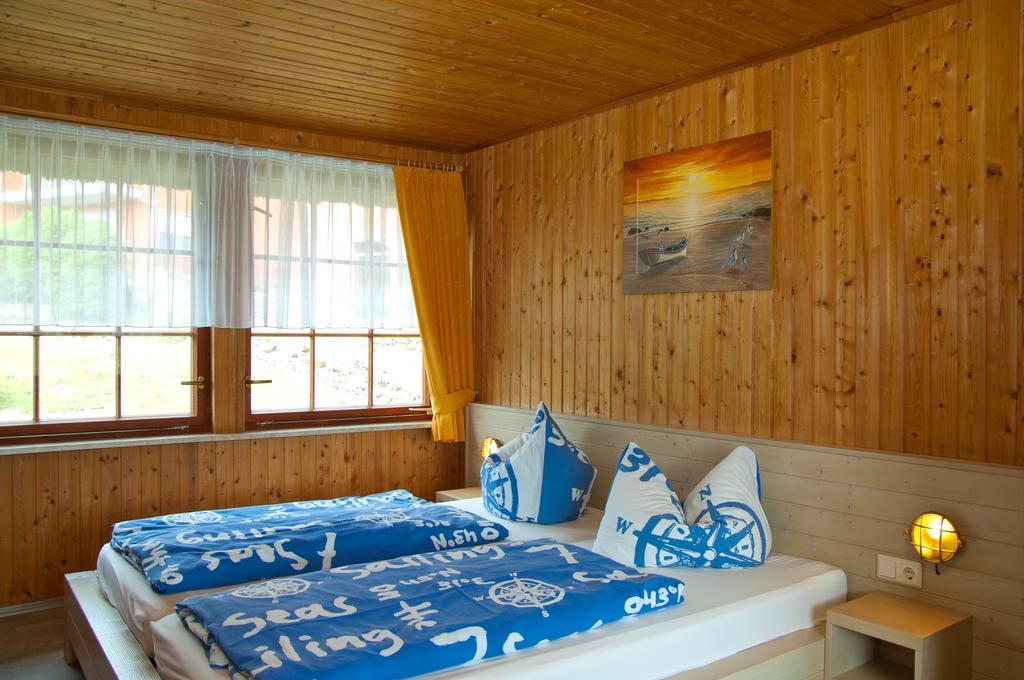 Готель Ferien Unterm Reetdach In Gohren Герен Екстер'єр фото