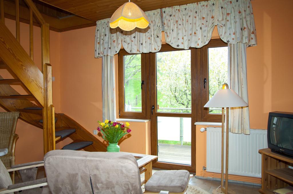 Готель Ferien Unterm Reetdach In Gohren Герен Екстер'єр фото